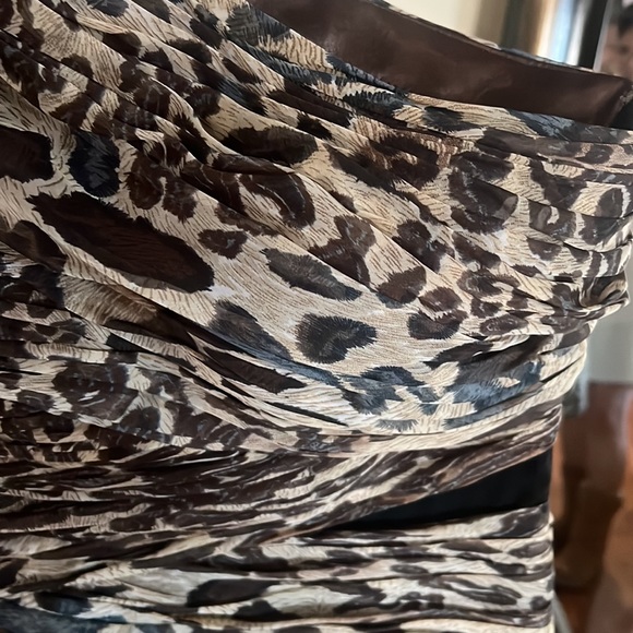 Cache - Picture 4 of 5